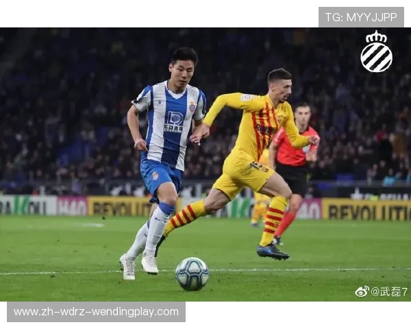 足球与社交媒体:球员如何在平台上展现自我? 足球与社交媒体:球员如何在平台上展现自我?